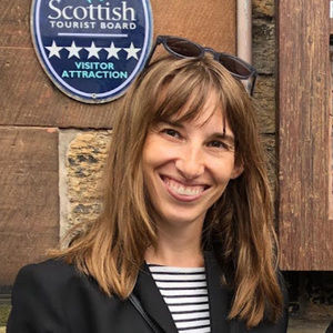 Meet your Posher, Amber